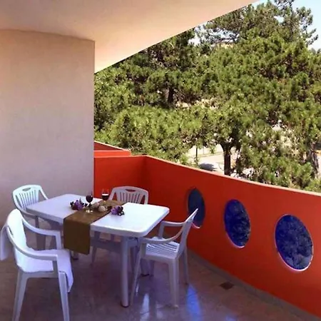 Comfort And Relax By The Pool - Beahost *